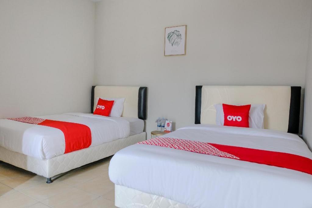 Capital O 1475 Oemah Jawa Family Residence Jembel Εξωτερικό φωτογραφία